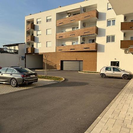 City Rent 1 Ösek Dış mekan fotoğraf