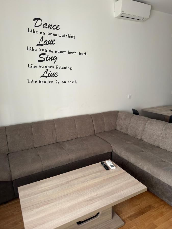 City Rent 1 Ösek Dış mekan fotoğraf